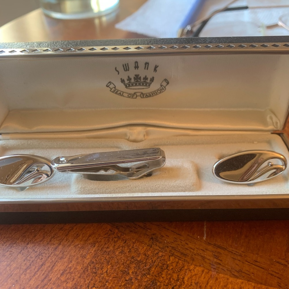 Mens SWANK Tie Clip and Cuff Link Set